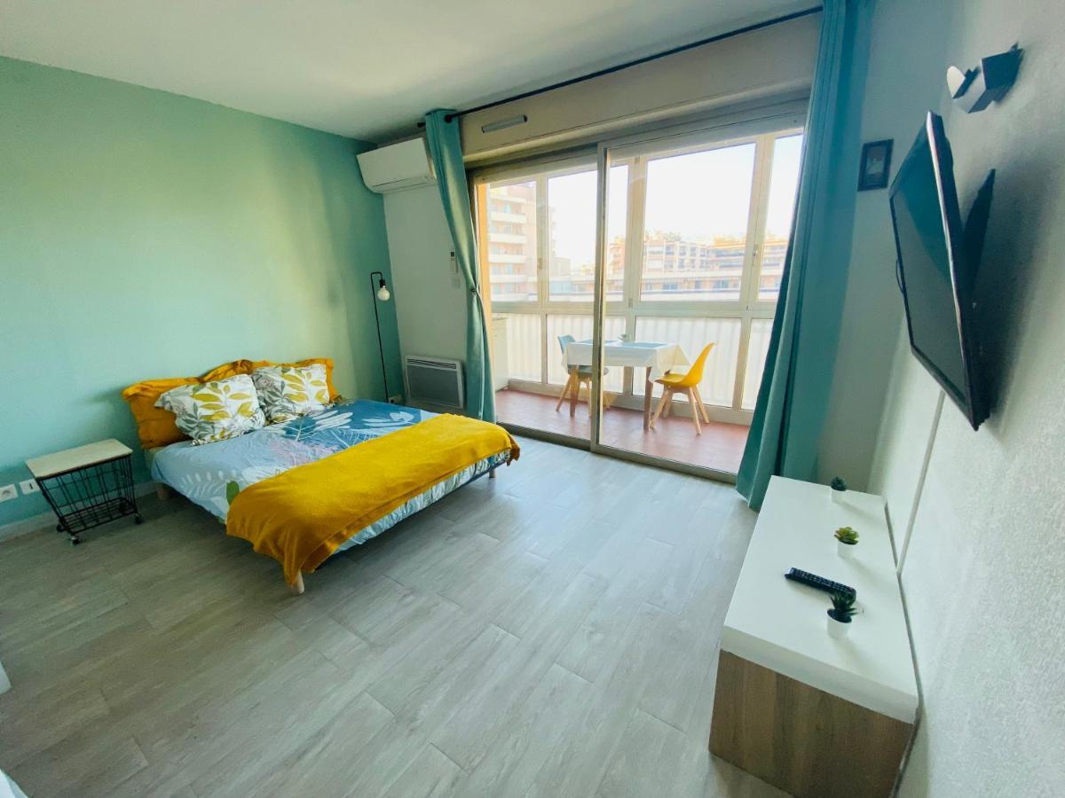 Coquet Logement Front De Mer Cagnes-sur-Mer Esterno foto